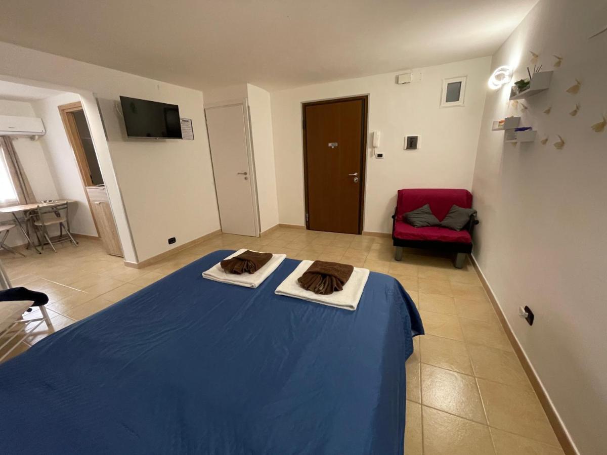 Blanda House Lejlighed Taranto Eksteriør billede